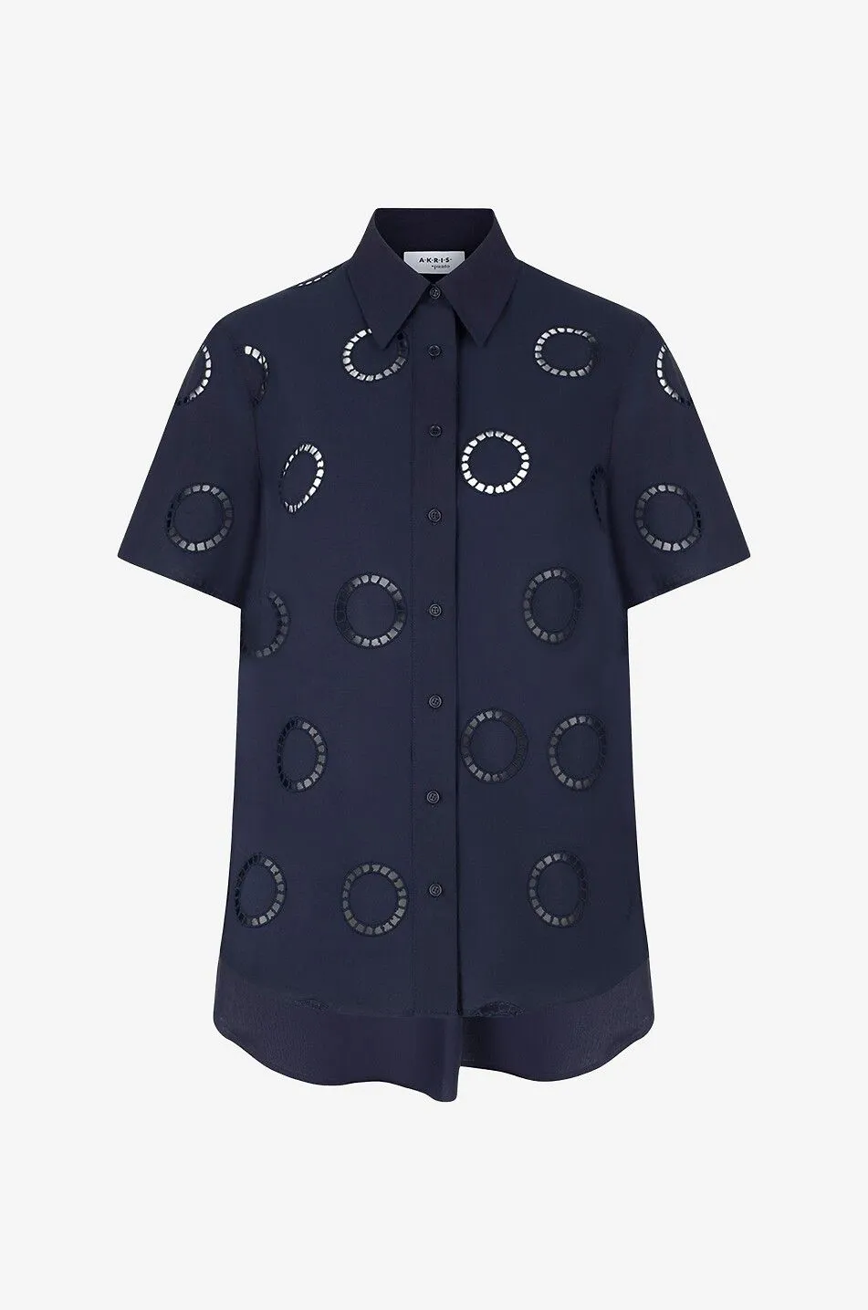 Chemise à manches courtes et broderies anglaises en cercles
