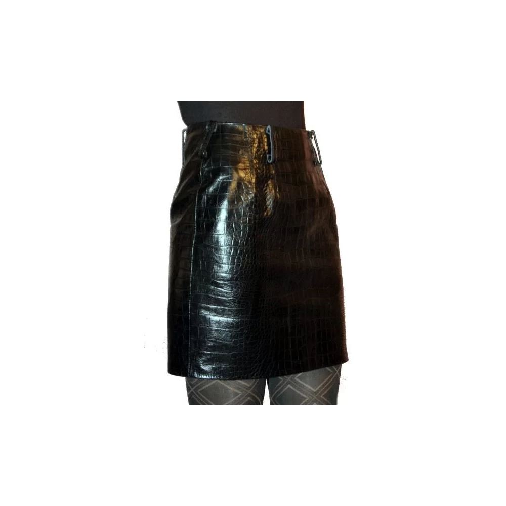 Jupe courte cuir vachette impression crocodile couleur noire modèle Astena